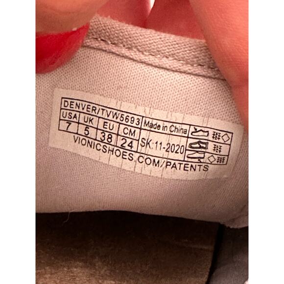 Vionic Shoes Slip On Beige Gray Sneakers US 7 EU 38 Silver Comfort Arch Support - Picture 3 of 6